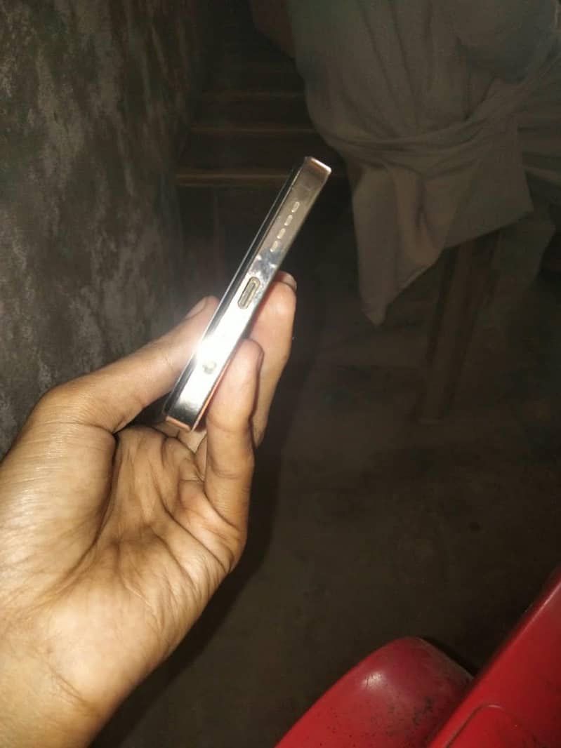 Infinix Note 30 4