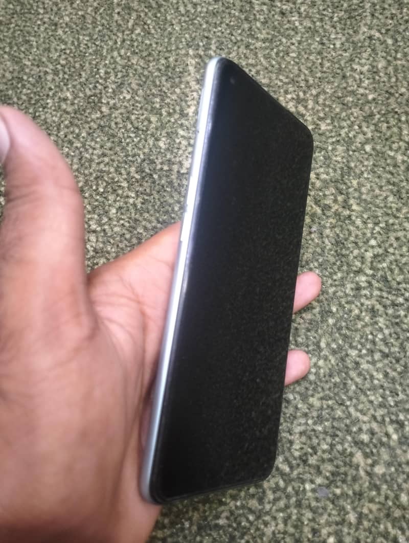 OPPO A76 8
