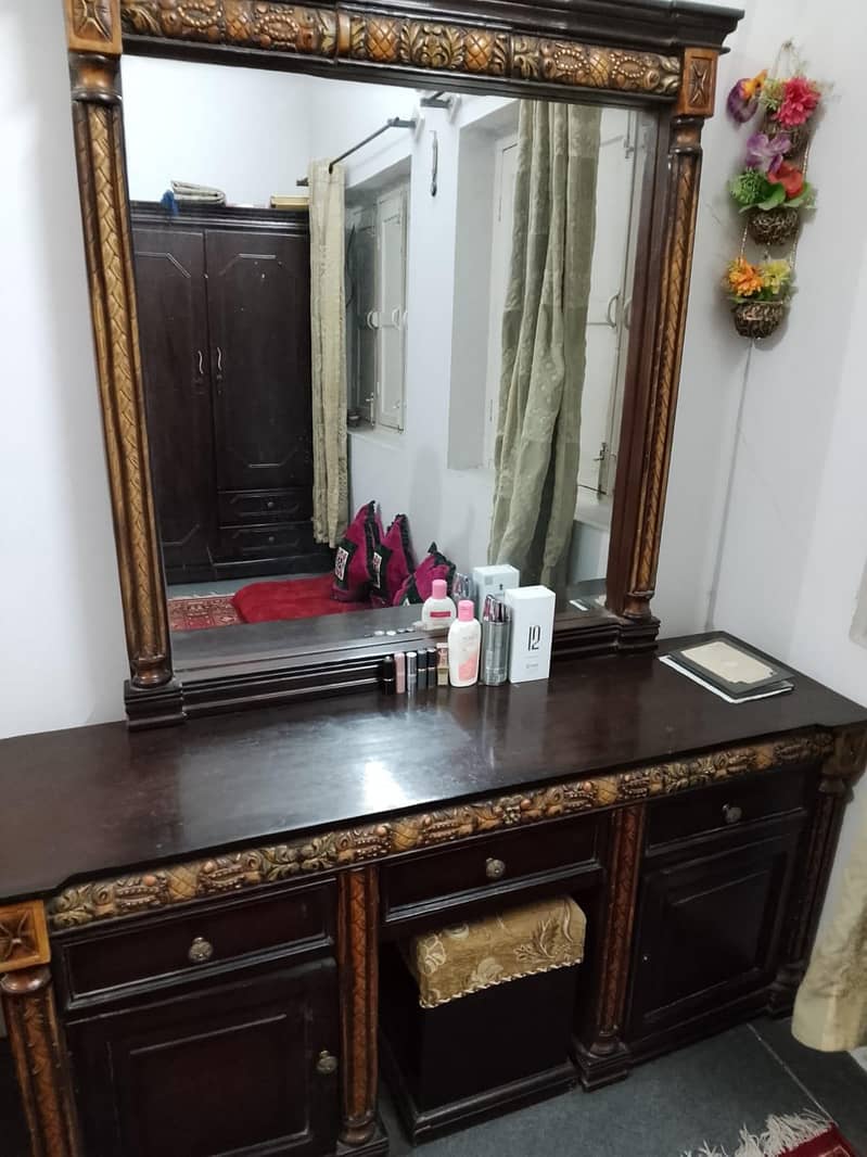 Dressing Table 1