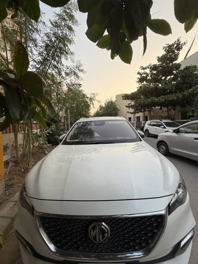 MG HS 2022