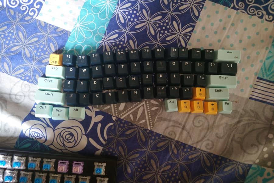atom mechanical keyboard 3