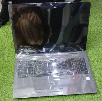 HP Notebook/Core i5/7th Generation/8GB RAM/128GB SSD/For Urgent Sale
