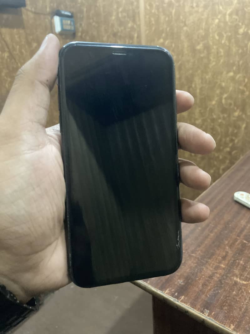 Apple iPhone 11 1