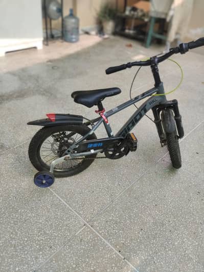 HKL GIAOT bicycle only 6 months use