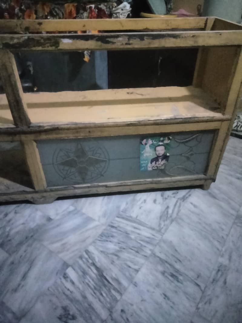 Shop counter 4