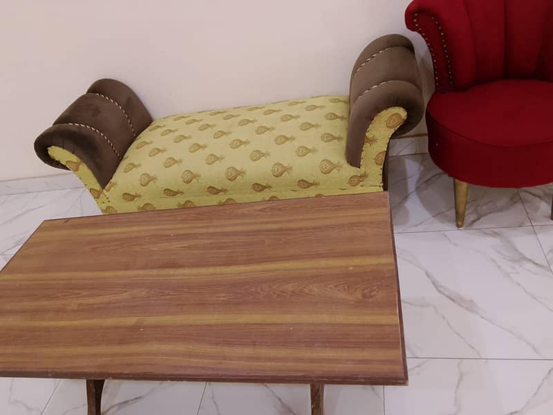 sofa and chairs 2