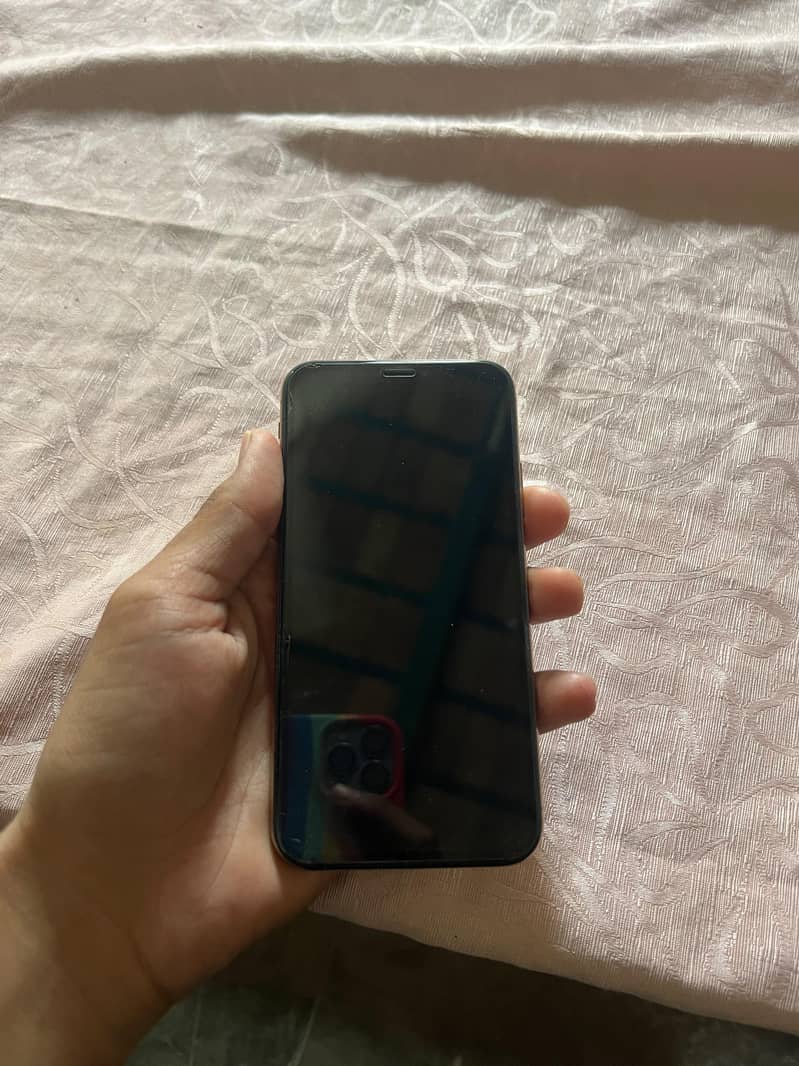 Apple iPhone XS 6