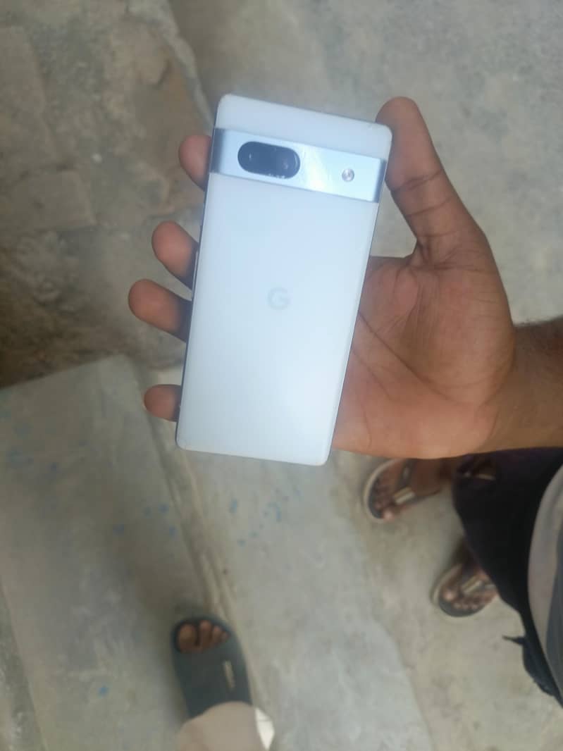 Google Pixel 7a 5