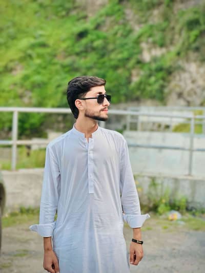 muneeb