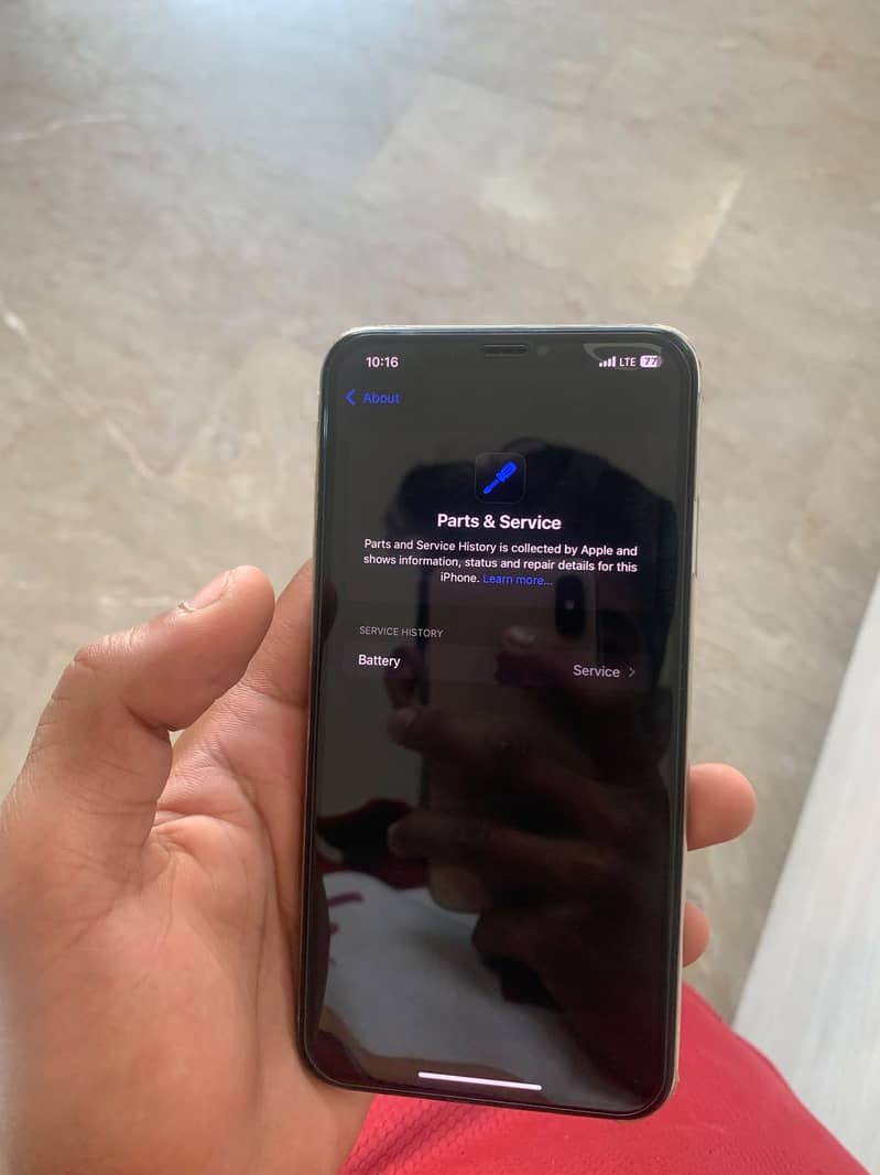 Apple iPhone XS Max 2