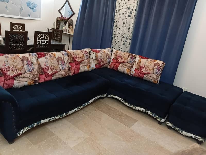 L-shape Sofa Set 0