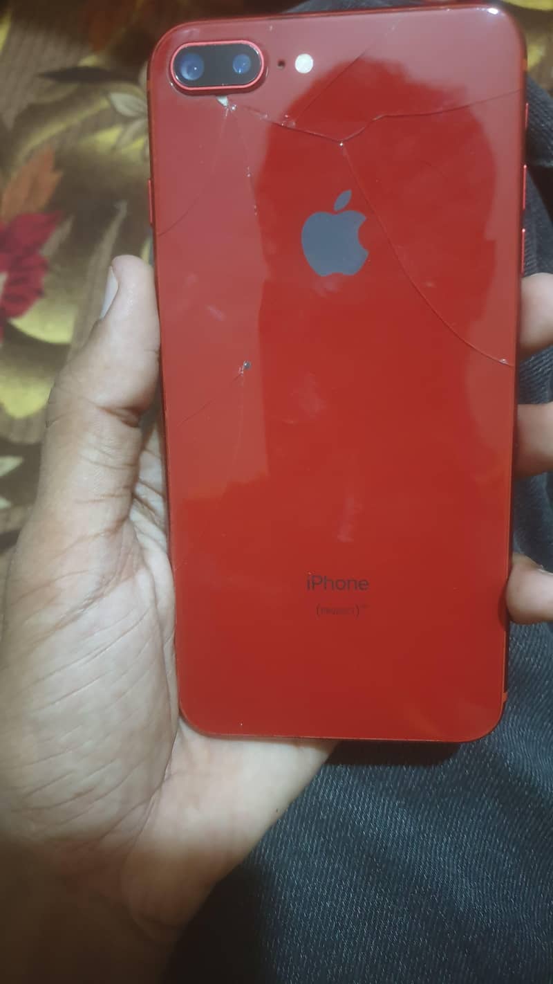 Apple iPhone 8 Plus 1