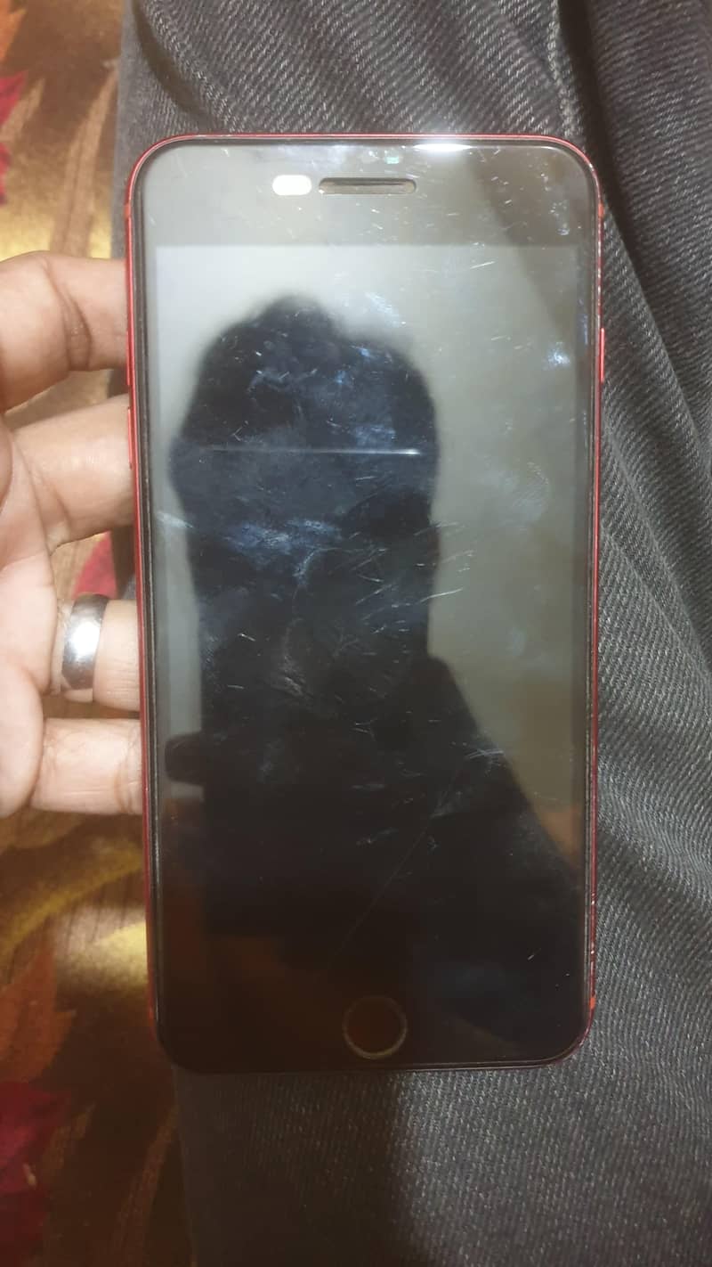 Apple iPhone 8 Plus 6