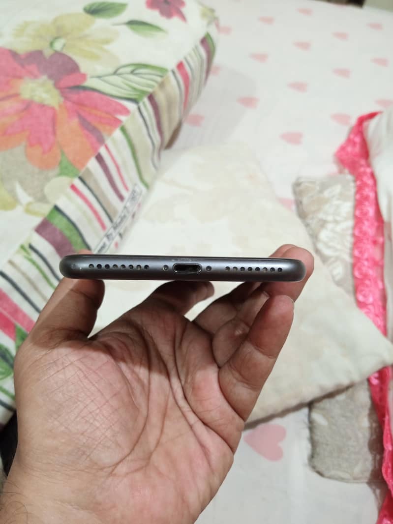 iphone 8 Plus / 64 5