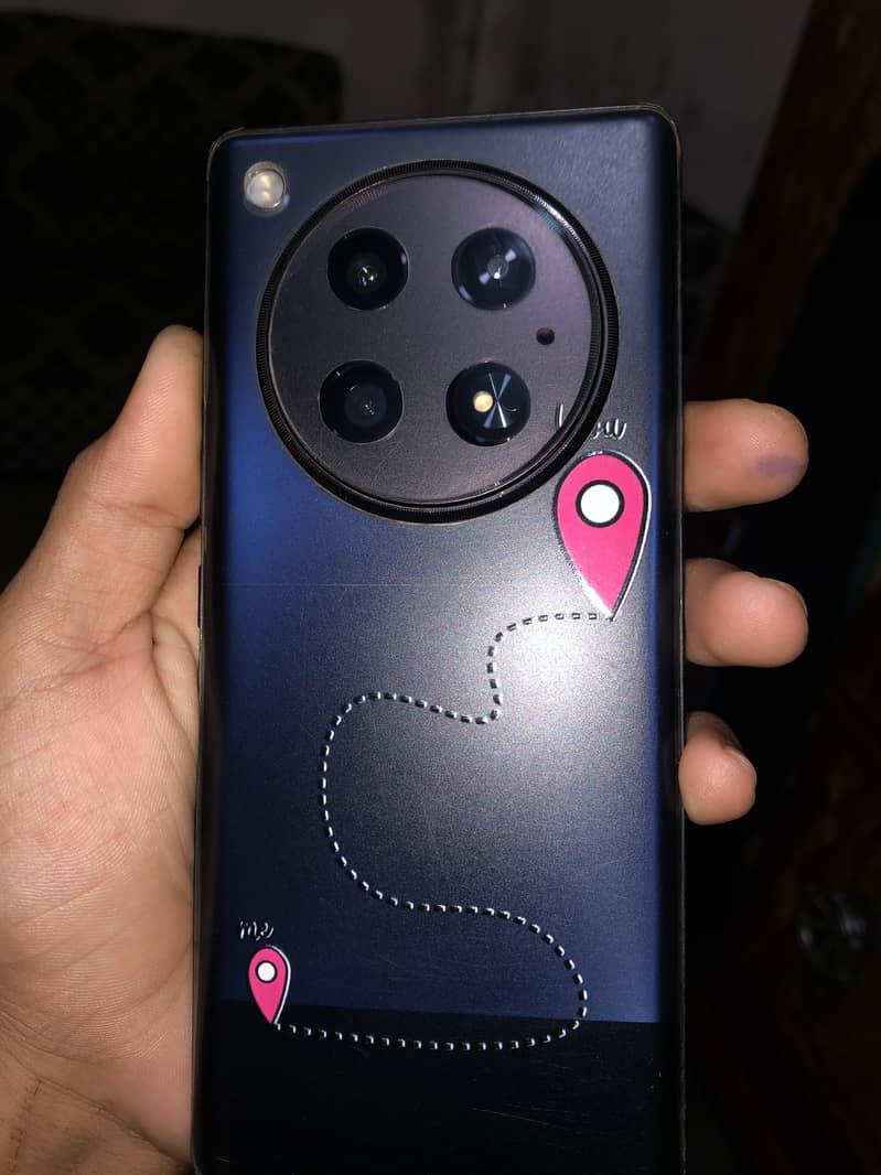 Infinix zero 40 12