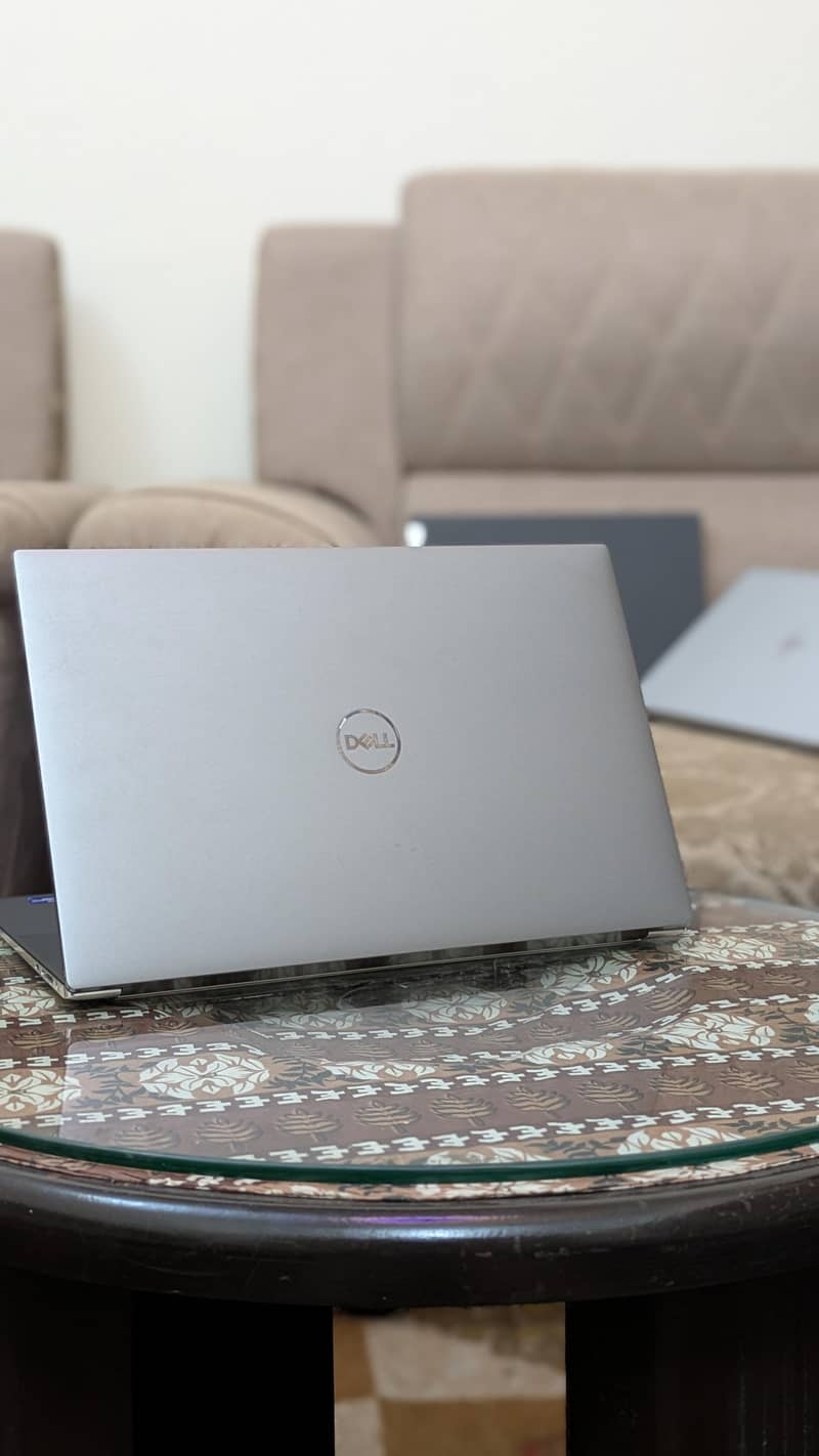 precision 5560, i7/11 h processor 16/256 2