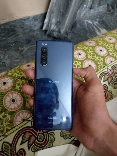Sony Xperia 5