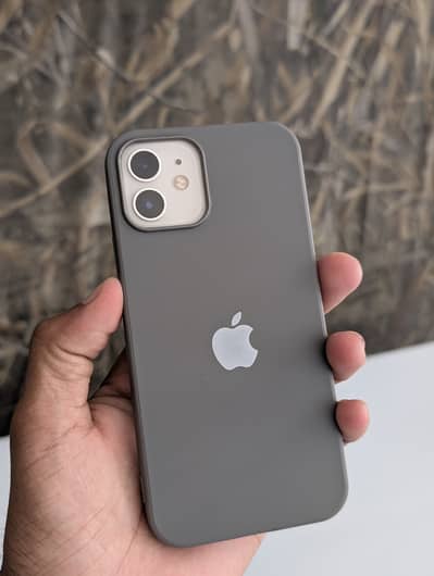 Apple iPhone 12