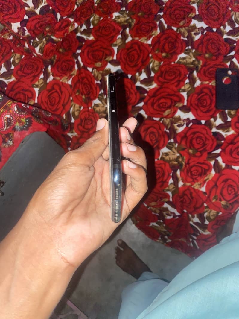 Apple iPhone 7 1