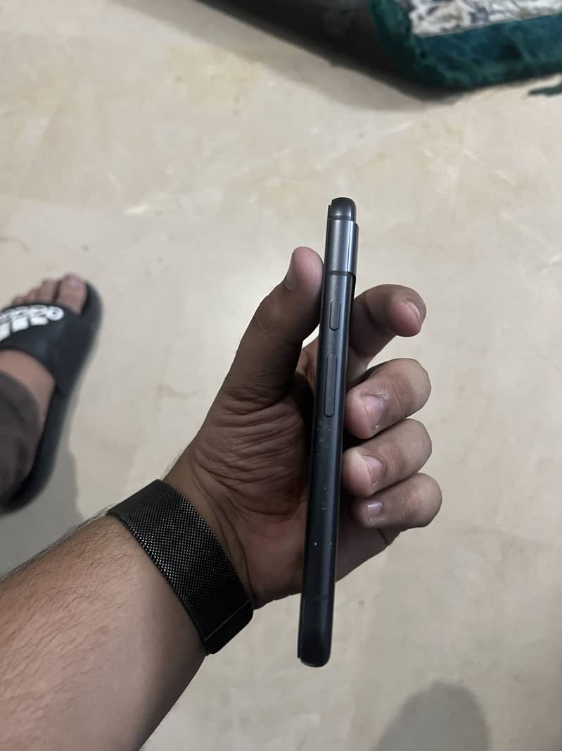 Google Pixel 8a 5