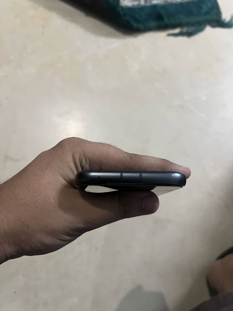 Google Pixel 8a 7
