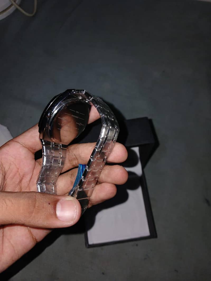 Watch 2