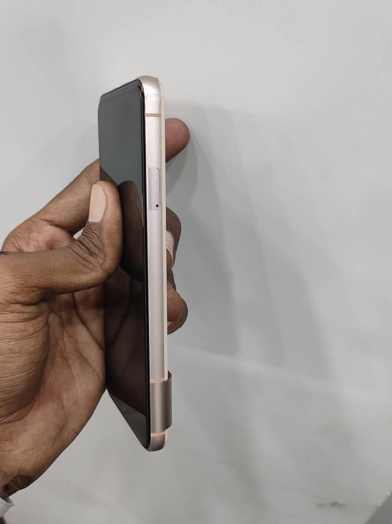 Google Pixel 8 3