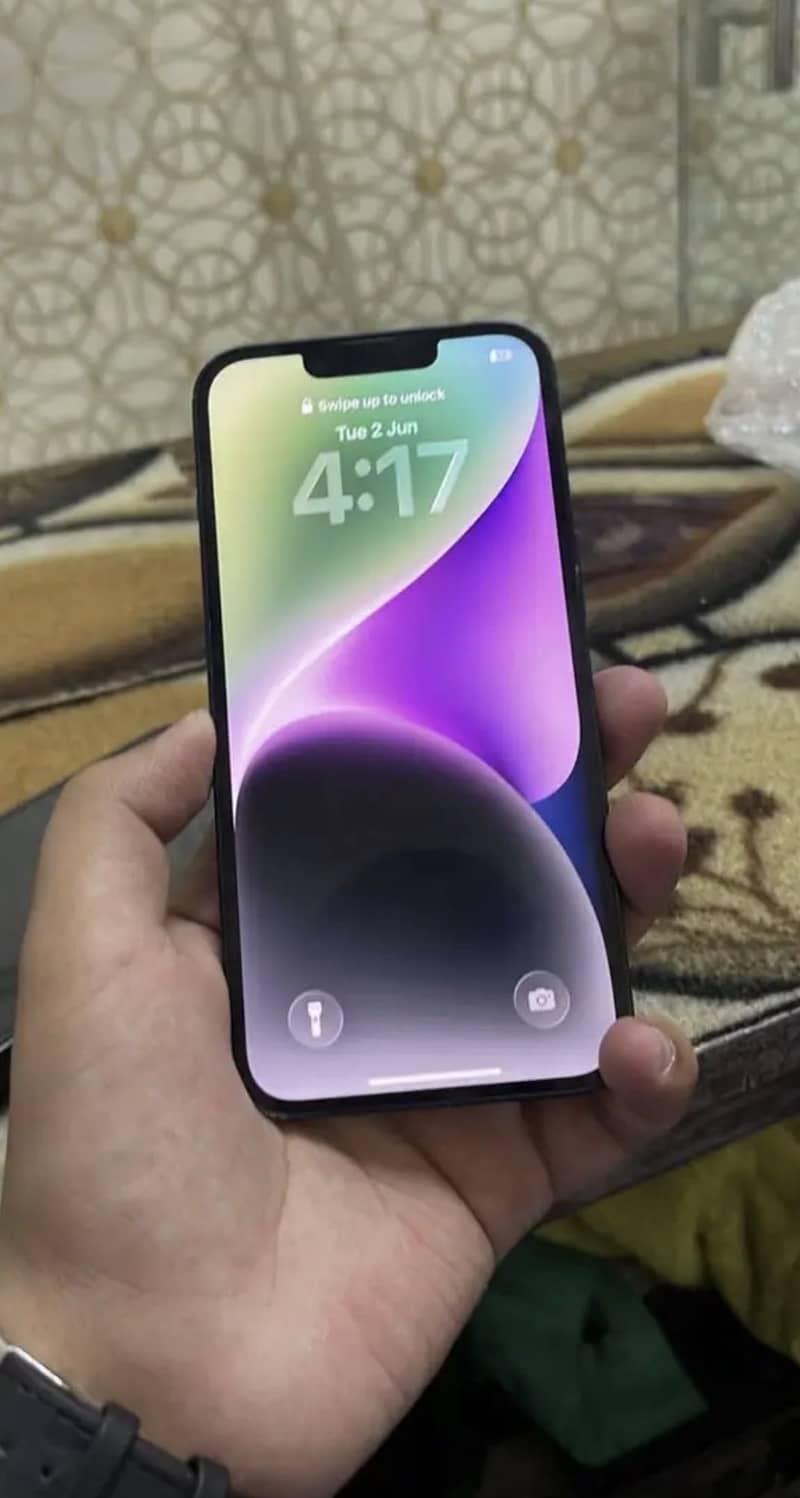 Apple iPhone 14 0