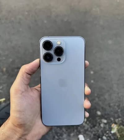 Apple iPhone 13 Pro