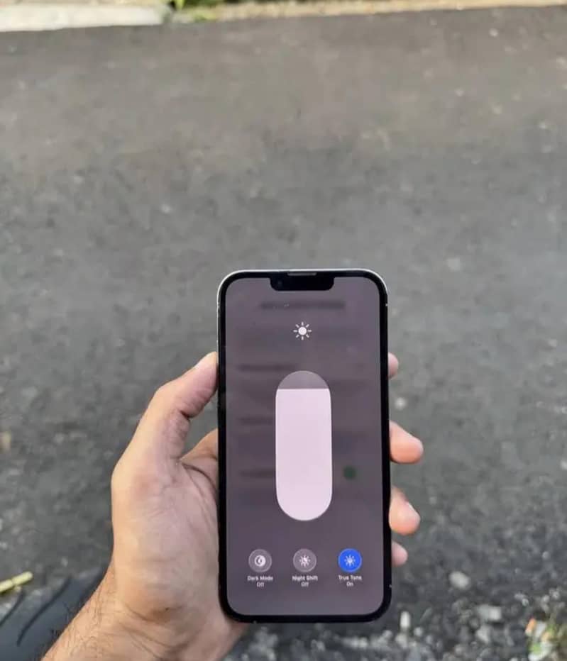 Apple iPhone 13 Pro 1