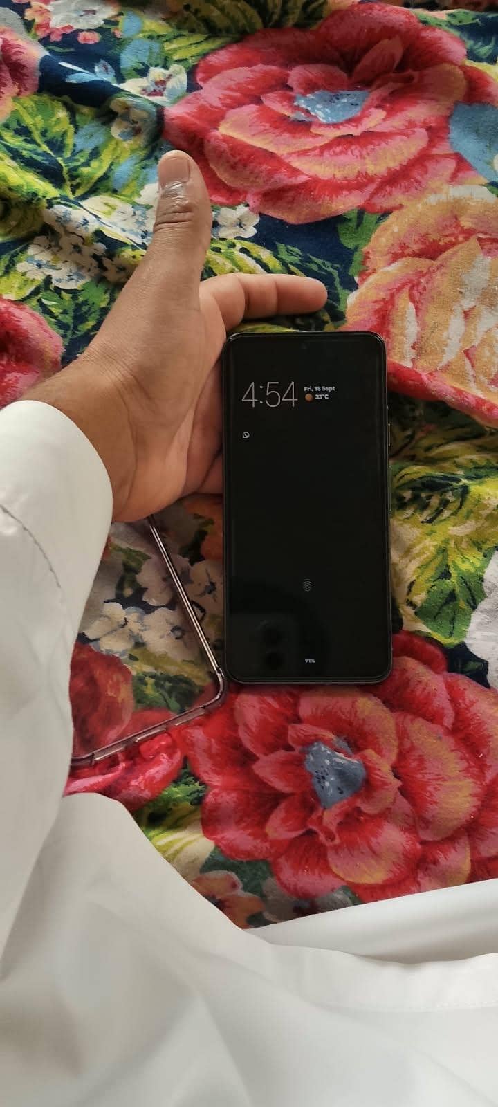 Google Pixel 8 4