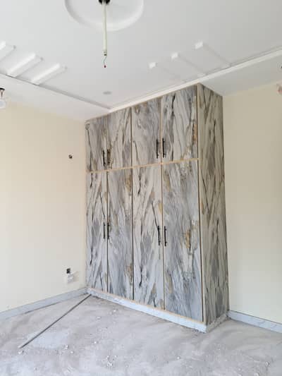 10 MARLA BRAND NEW UPPER PORTION JOHAR TOWN PHASE 2