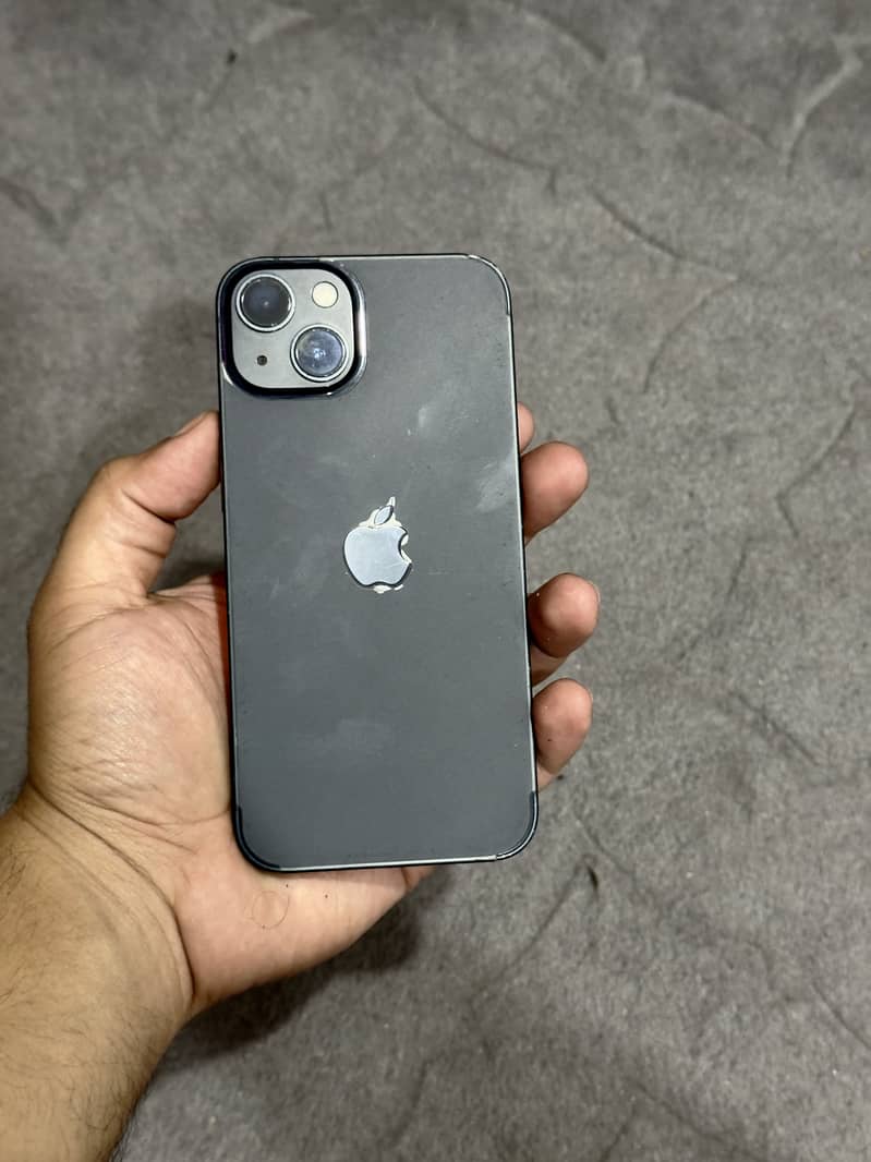 Apple iPhone 13 3