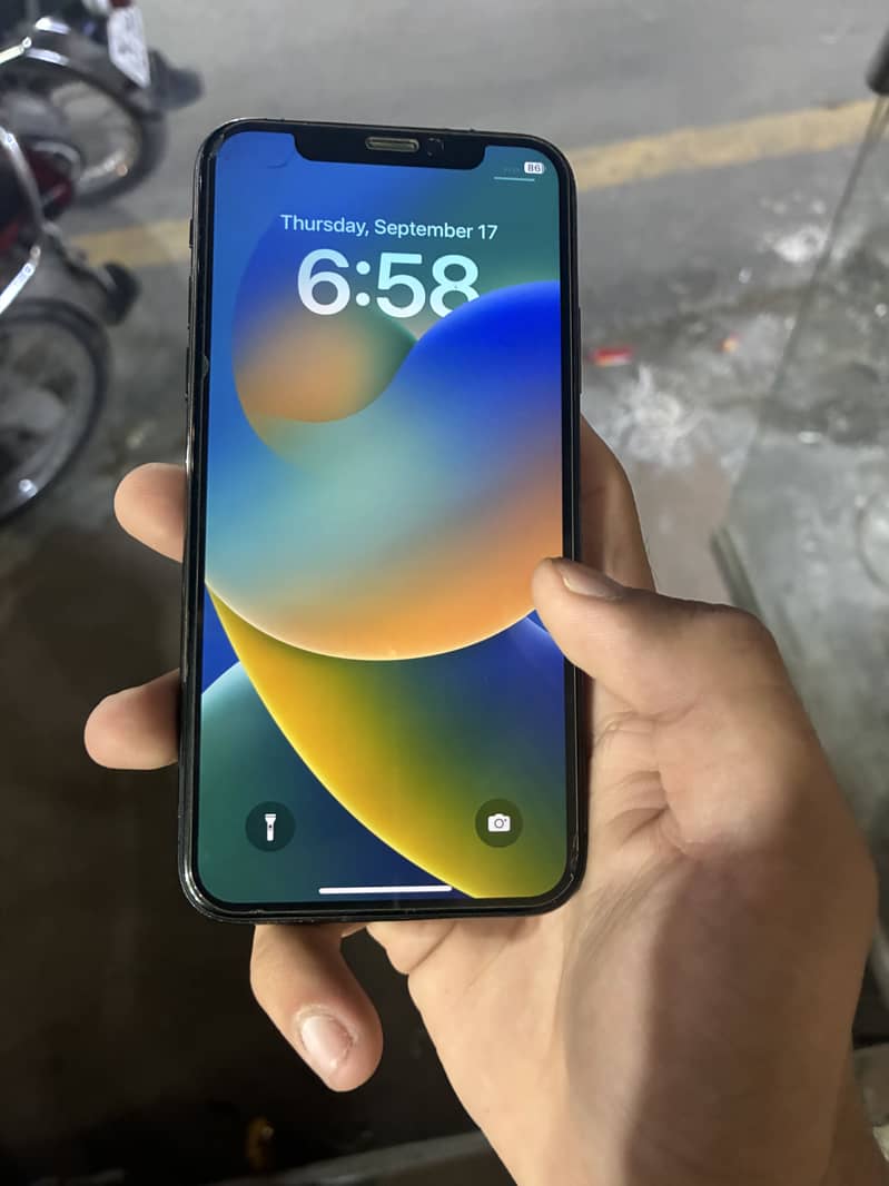 Apple iPhone X 1