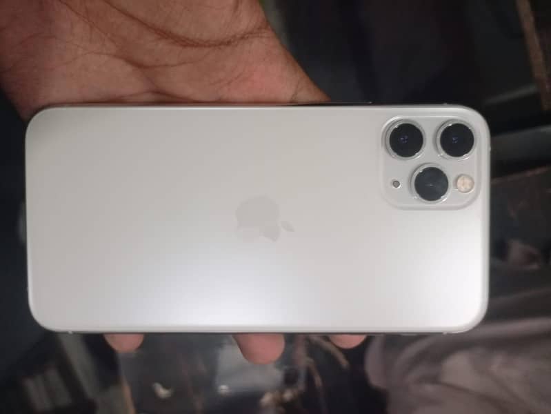 Apple iPhone 11 pro 2