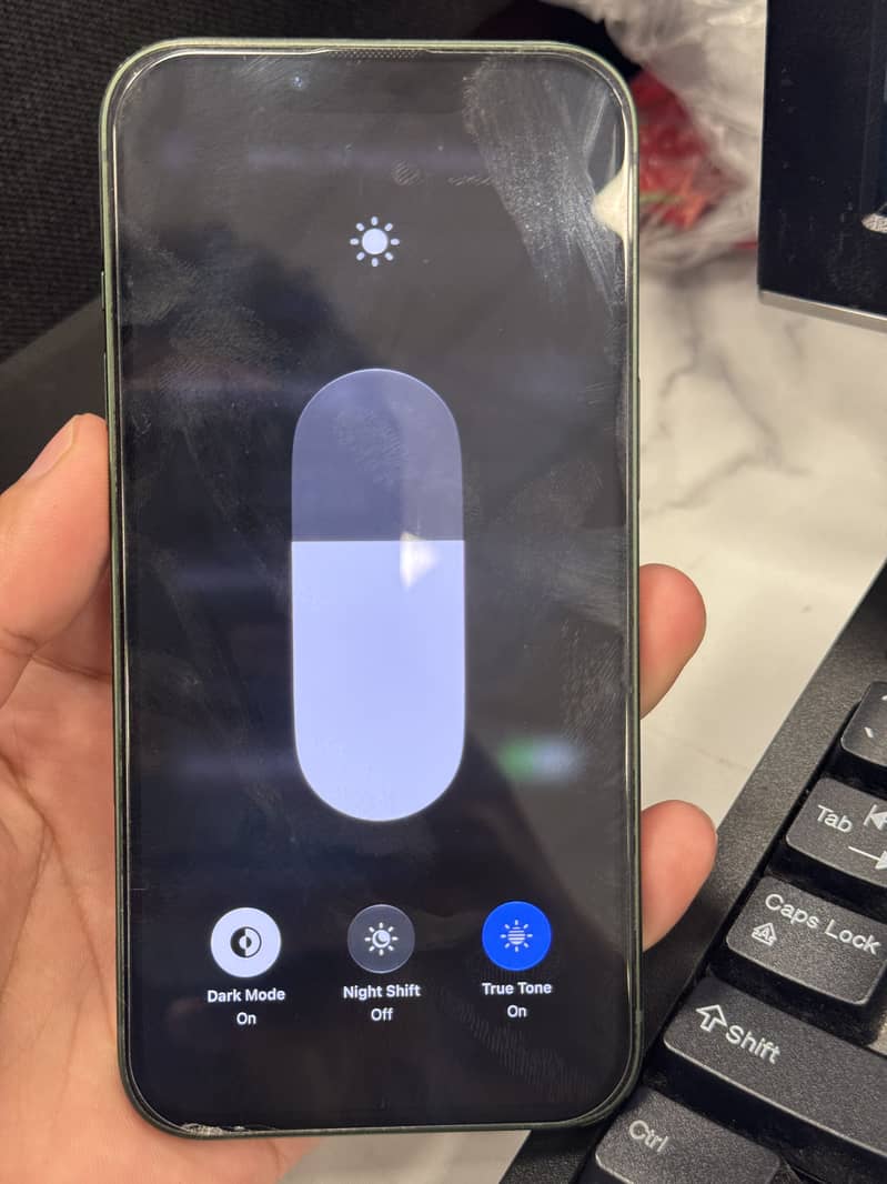 Apple iPhone 13 1