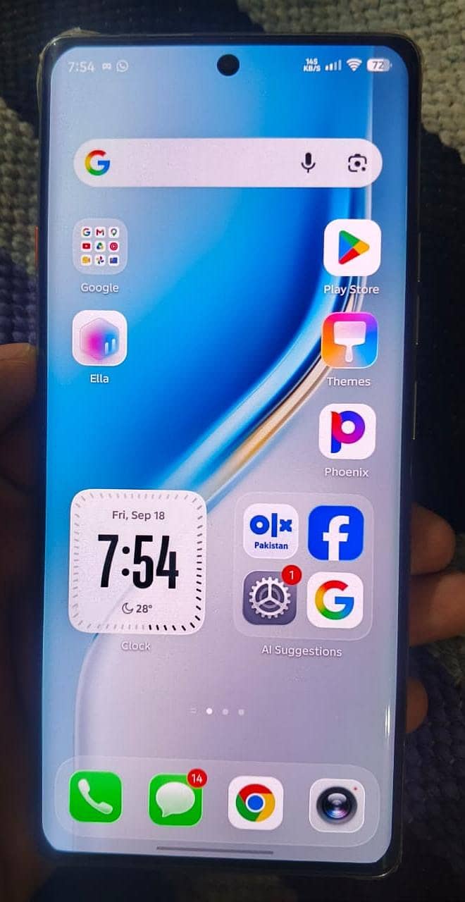 Tecno CAMON 40 Pro 1
