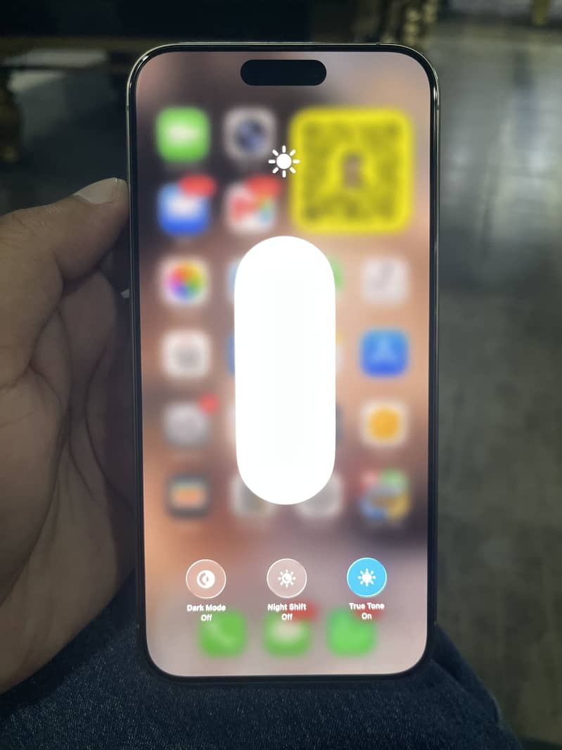 Apple iPhone 15 Pro Max 5