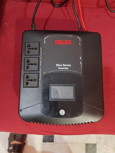 DELUX CHINA BRAND UPS 1000 WATTS