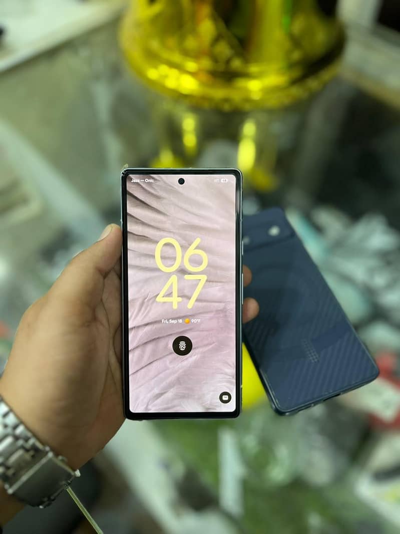 Google Pixel 7a 1