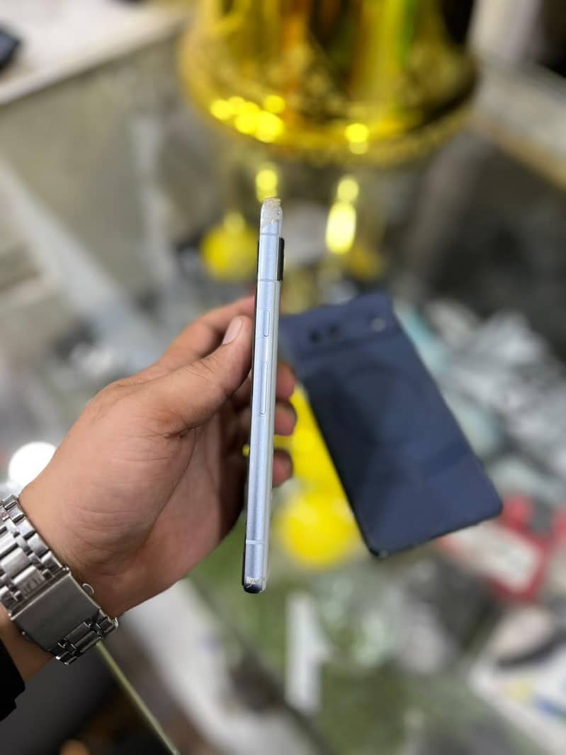 Google Pixel 7a 3