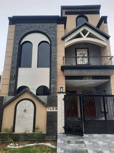 5 Marla Brand New Modern Design House Available For Sale
