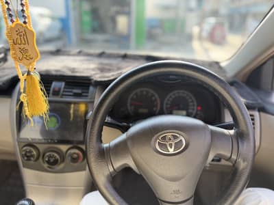 Toyota Corolla GLI 2012