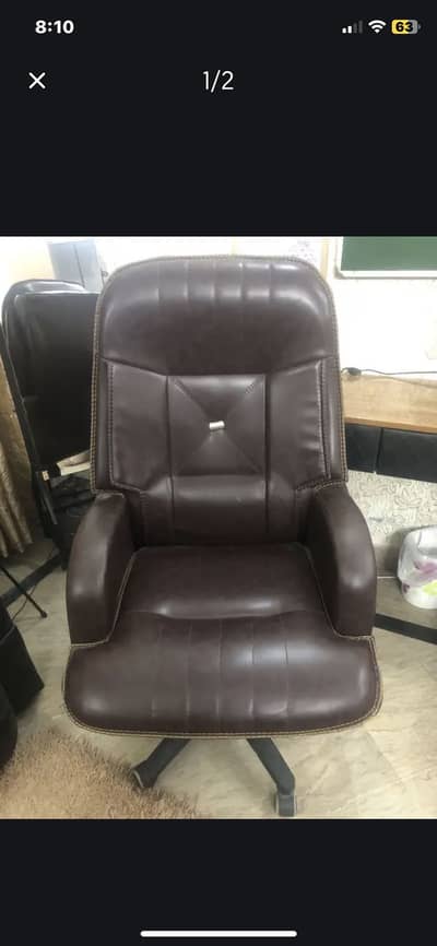 Exective chair