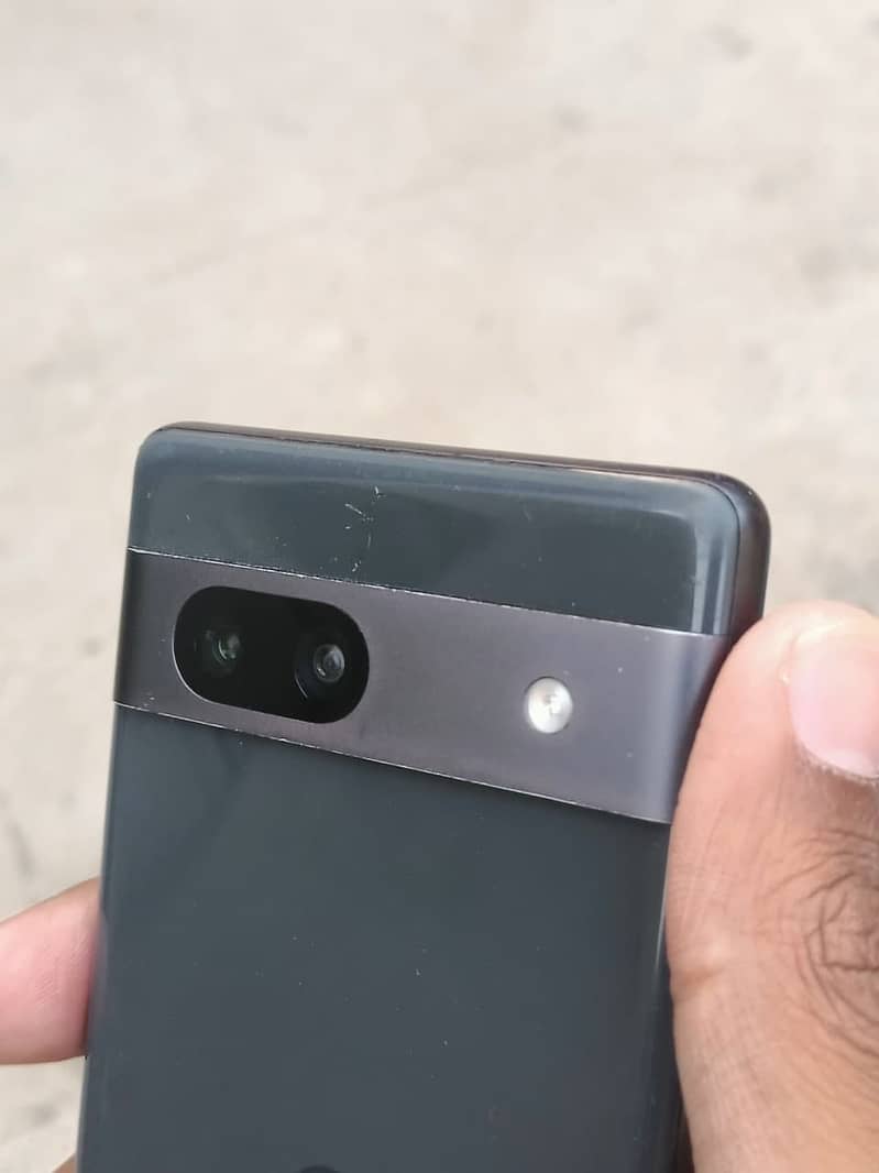 Google Pixel 7a 2