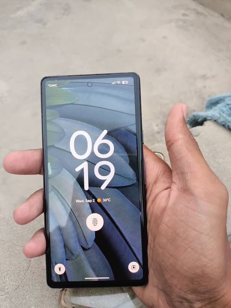 Google Pixel 7a 4