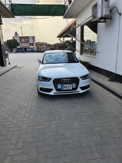 Audi A4 2014 total original