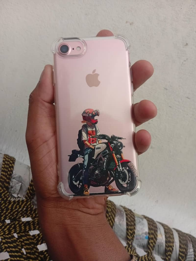 Apple iPhone 7 5