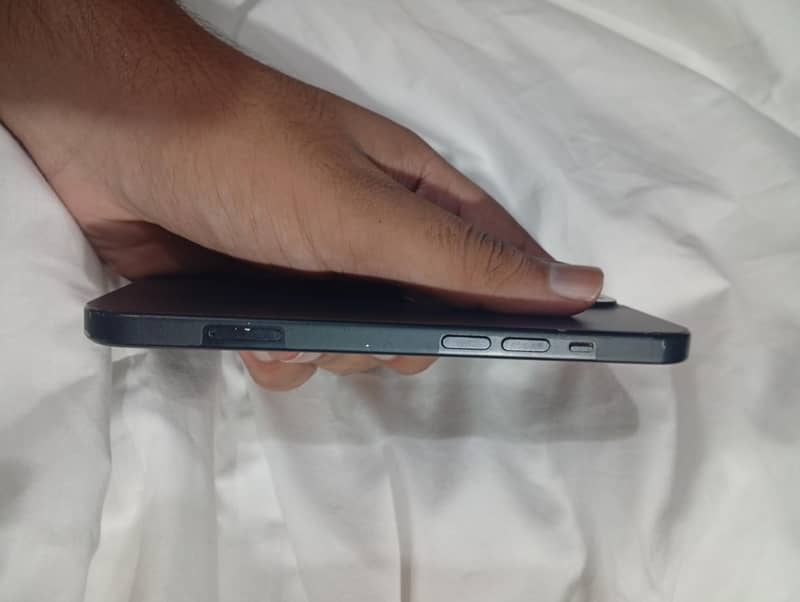 Apple iPhone 15 2
