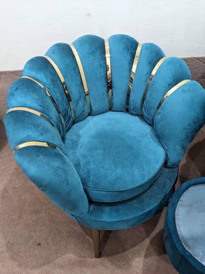 Beautiful sofa chair flower 2 pieces set with one table